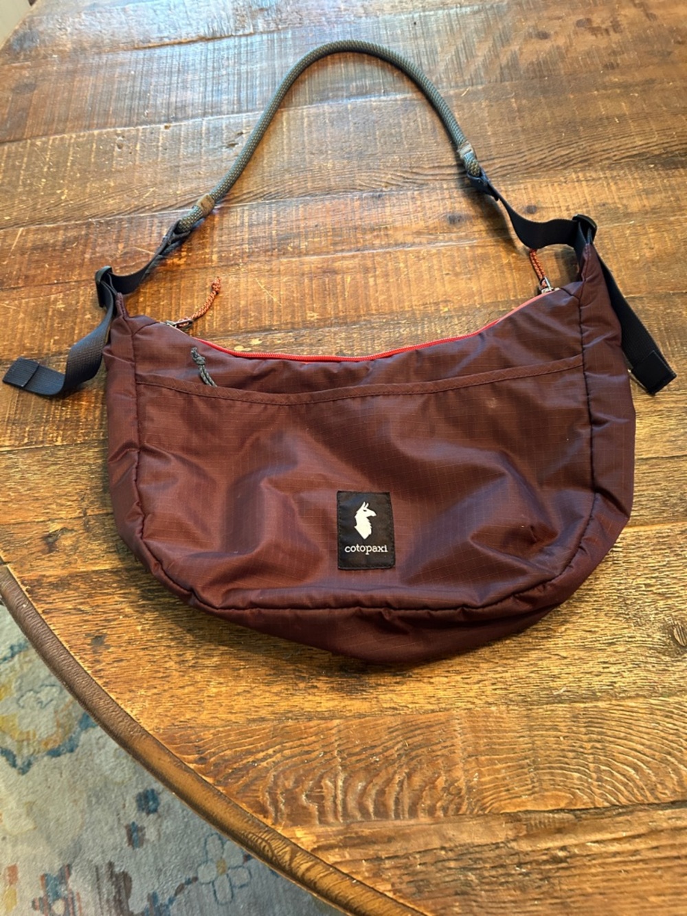 Cotopaxi handbag